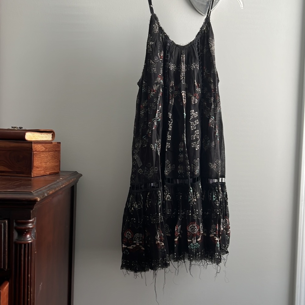 Free People XS/TP mid length dress adjustable, spaghetti straps, Aztec design. - Picture 2 of 5